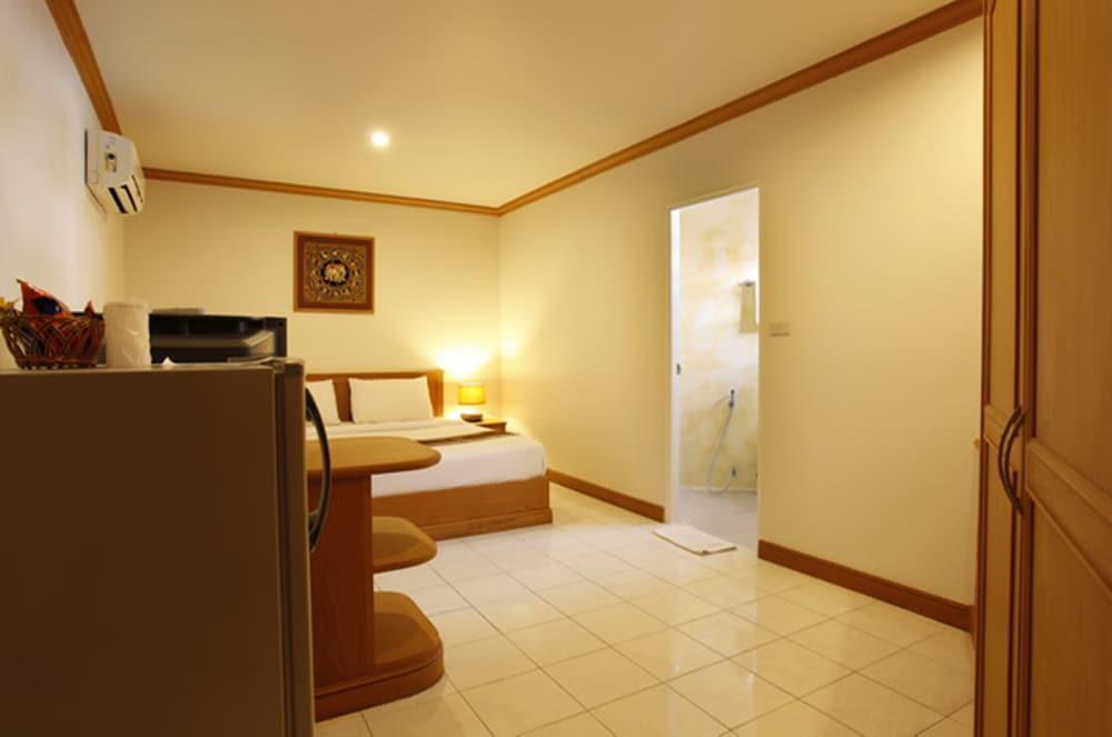 Casa Jip Guesthouse Patong Εξωτερικό φωτογραφία