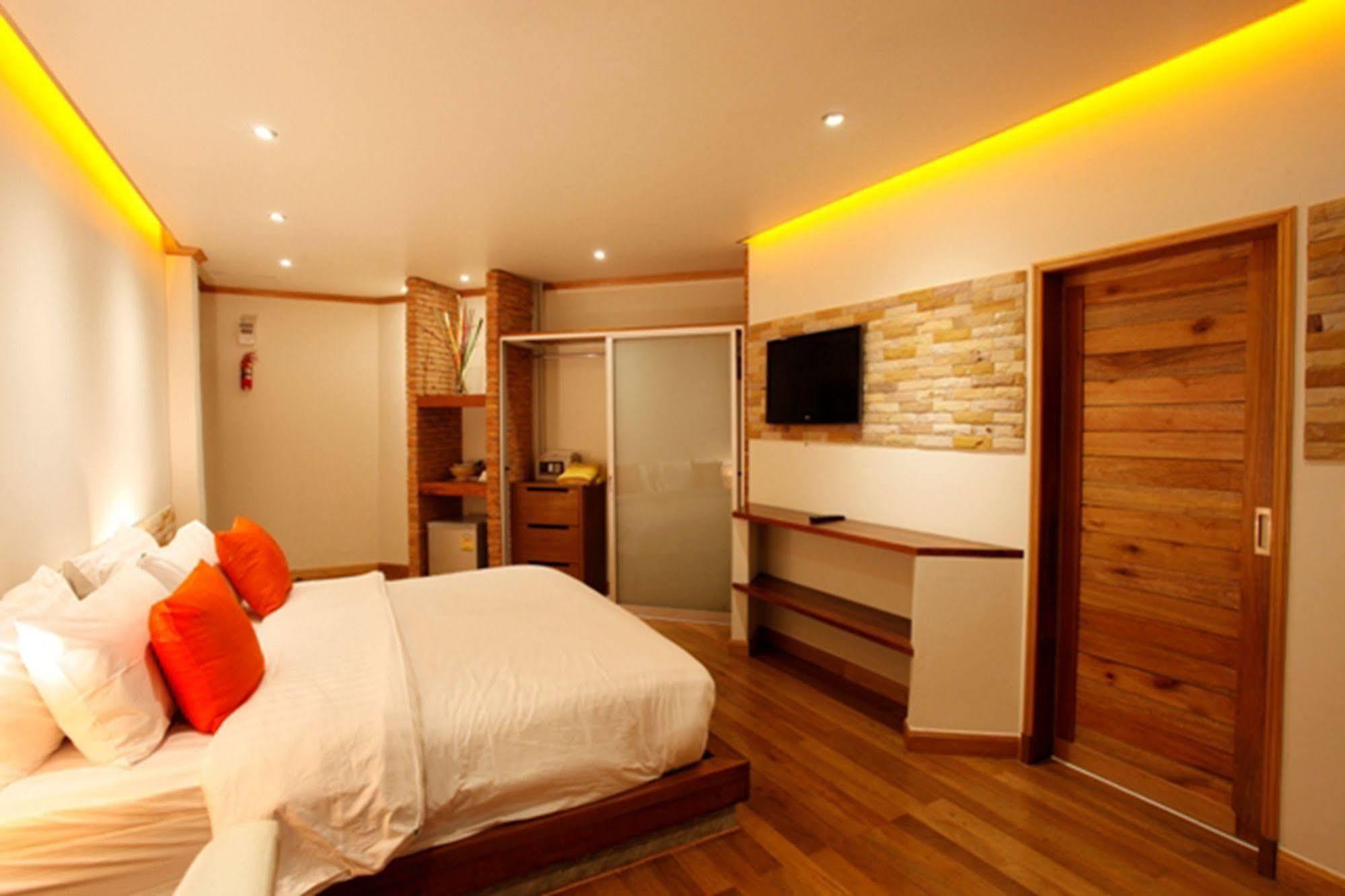 Casa Jip Guesthouse Patong Εξωτερικό φωτογραφία